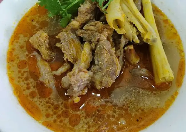 Hướng dẫn chi tiết cách nấu đuôi bò hầm đậu đen tại nhà