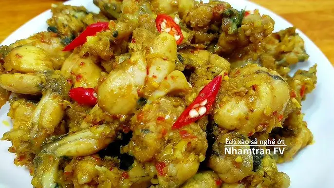 Hướng Dẫn Chi Tiết Cách Nấu Ếch Kho Nghệ Ngon Đậm Đà
