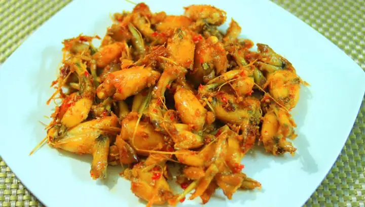 Hướng Dẫn Chi Tiết Cách Nấu Ếch Kho Nghệ Ngon Đậm Đà