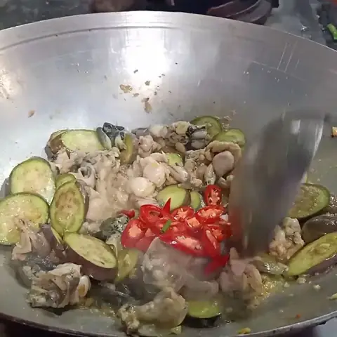 Cách Nấu Ếch Xào Cà Tím Thơm Ngon Đậm Đà Chuẩn Vị Tại Nhà