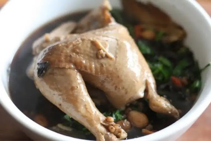 Cách Nấu Gà Hầm Lá Ngải: Công Thức Chi Tiết, Bổ Dưỡng