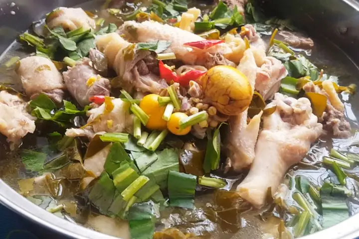 cách nấu lẩu gà lá giang