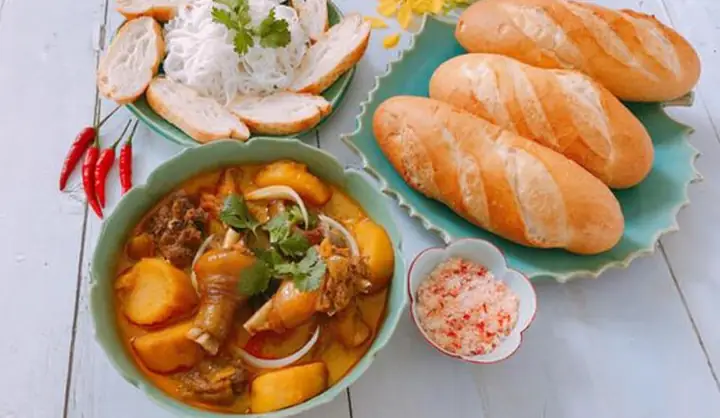 Bí quyết nấu gà tây ngon chuẩn vị cho mọi dịp lễ