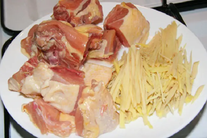 Cách Nấu Gà Xào Gừng Thơm Ngon, Đậm Vị Chuẩn Mâm Cơm Việt