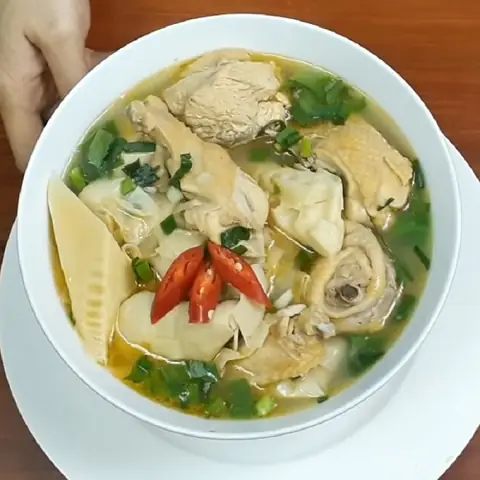 Hướng Dẫn Chi Tiết Cách Nấu Gà Xáo Măng Thơm Ngon Chuẩn Vị