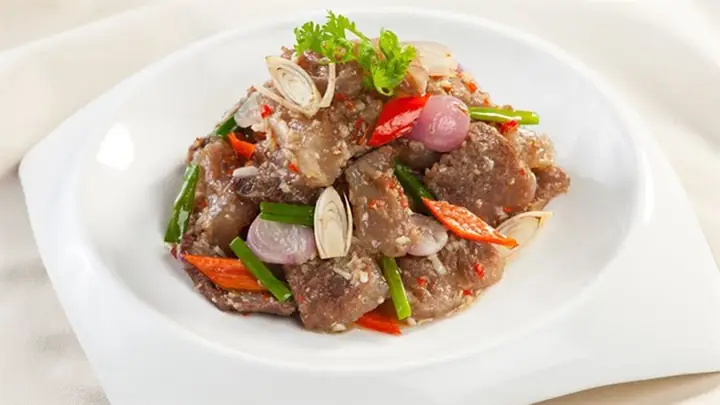 1. Đôi nét về món gân bò kho sả ớt