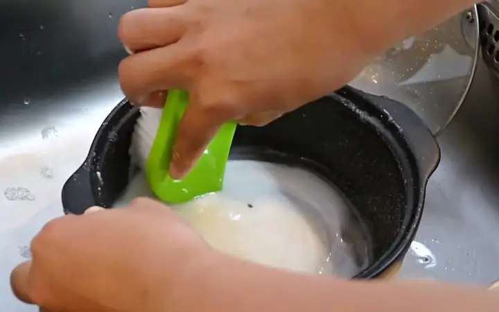 Hướng dẫn chi tiết cách nấu gạo lứt bằng nồi đất ngon chuẩn vị