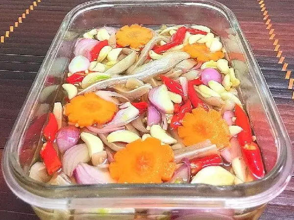 Cách nấu giấm ngâm lỗ tai heo giòn ngon chuẩn vị