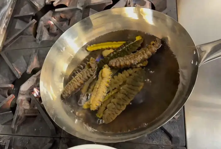 Cách Nấu Hải Sâm Hầm Thuốc Bắc Chuẩn Vị: Hướng Dẫn Chi Tiết