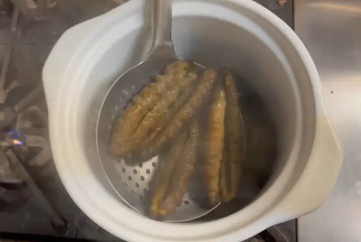 Cách Nấu Hải Sâm Hầm Thuốc Bắc Chuẩn Vị: Hướng Dẫn Chi Tiết