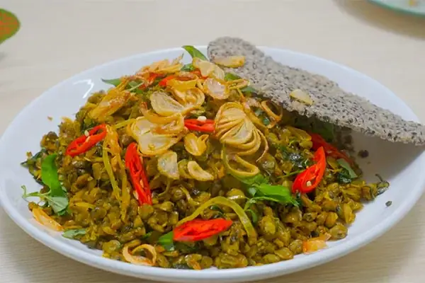 Cách Nấu Hến Xúc Bánh Đa Thơm Ngon Chuẩn Vị Gia Đình