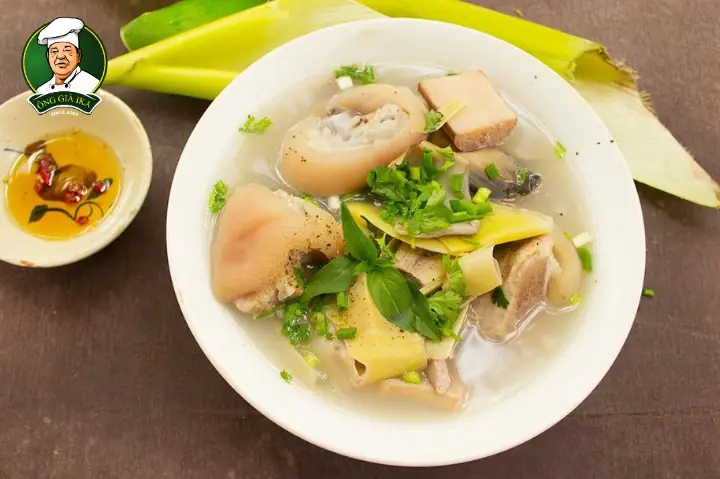 Cách Nấu Hoa Chuối Với Móng Giò Ngon Tuyệt Cú Mèo Tại Nhà