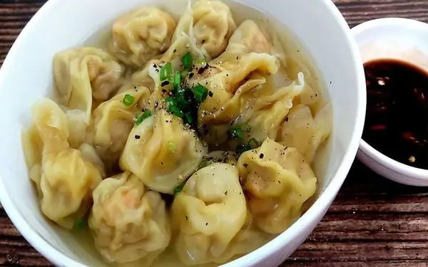 Hướng dẫn chi tiết cách nấu hoành thánh ngon cho bé