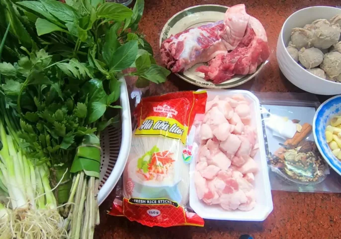 cách nấu hủ tiếu bò viên