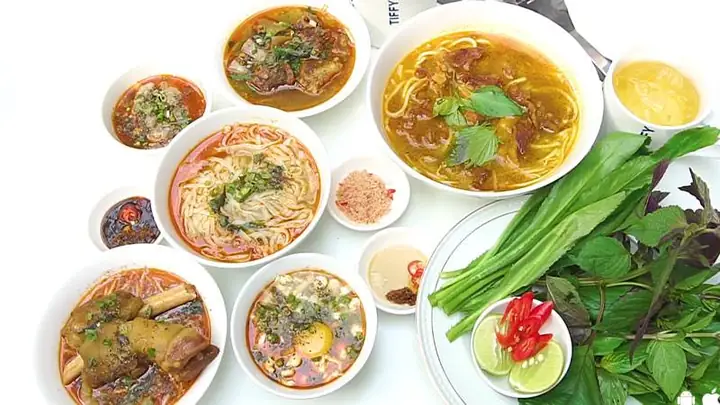 Hướng Dẫn Cách Nấu Hủ Tiếu Đầu Dê Thơm Ngon Chuẩn Vị