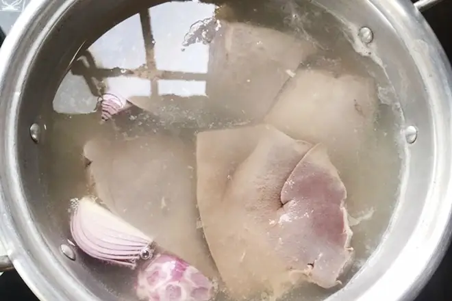 Hướng Dẫn Chi Tiết Cách Nấu Hủ Tiếu Khô Nam Vang Chuẩn Vị Tại Nhà