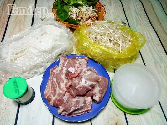Cách Nấu Hủ Tiếu Sườn Bò Thơm Ngon Chuẩn Vị Tại Nhà Cách Nấu Hủ Tiếu Sườn Bò Thơm Ngon Chuẩn Vị Tại Nhà