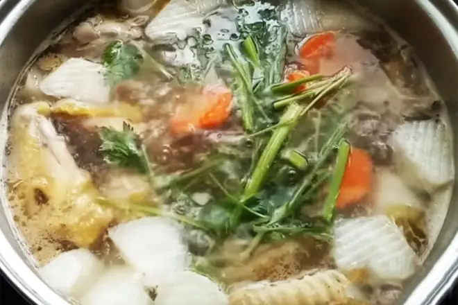 Làm Thế Nào Để Nấu Hủ Tiếu Thịt Heo Ngon Chuẩn Vị?