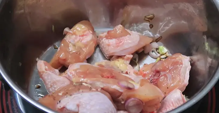 Cách nấu hủ tiếu vịt: Công thức chuẩn vị, thơm ngon, không hôi Cách nấu hủ tiếu vịt: Công thức chuẩn vị, thơm ngon, không hôi