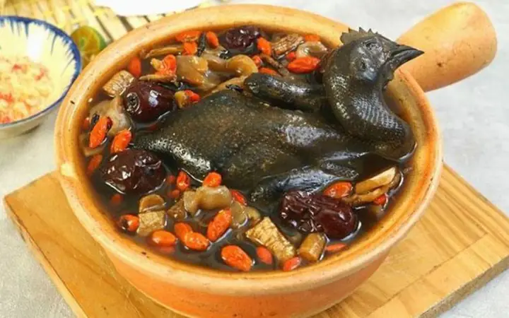 Hướng Dẫn Chi Tiết Cách Nấu Kỷ Tử Cho Bé Ăn Dặm Đúng Cách