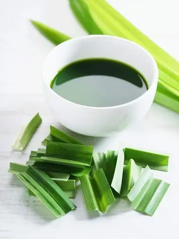 Cách Nấu Lá Dứa Thơm Ngon Chuẩn Vị: Hướng Dẫn Từng Bước