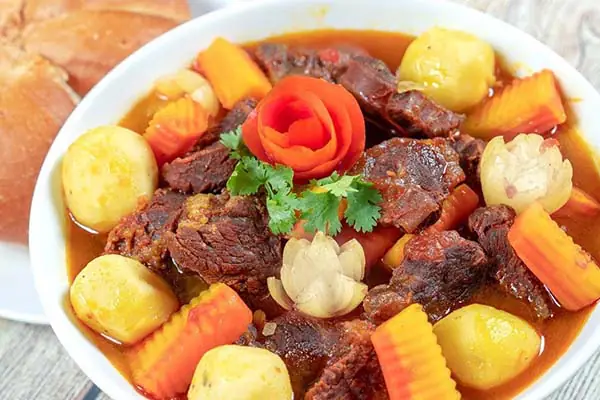 cách nấu lagu bò đơn giản cách nấu lagu bò đơn giản