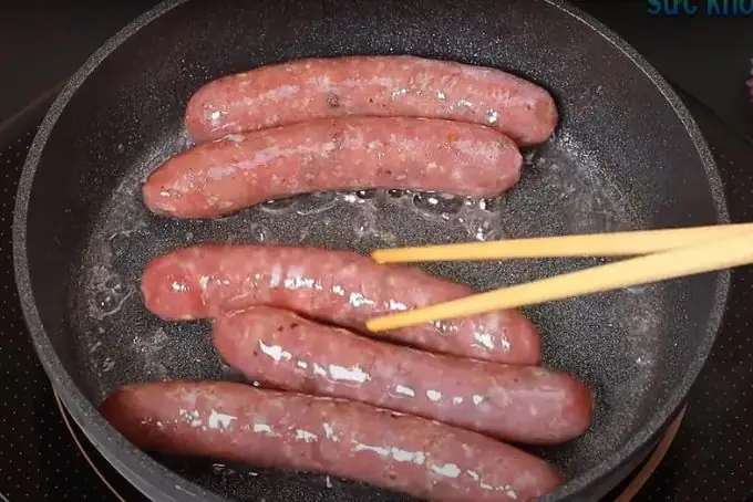 Hướng Dẫn Chi Tiết Cách Nấu Lạp Xưởng Khô Ngon Tại Nhà