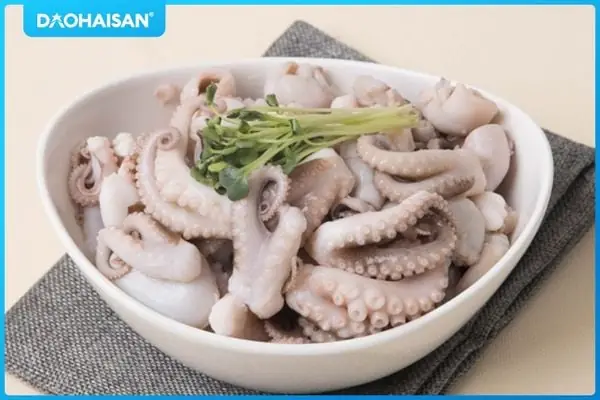 Hướng Dẫn Chi Tiết Cách Nấu Lẩu Bạch Tuộc Chua Cay Đậm Đà