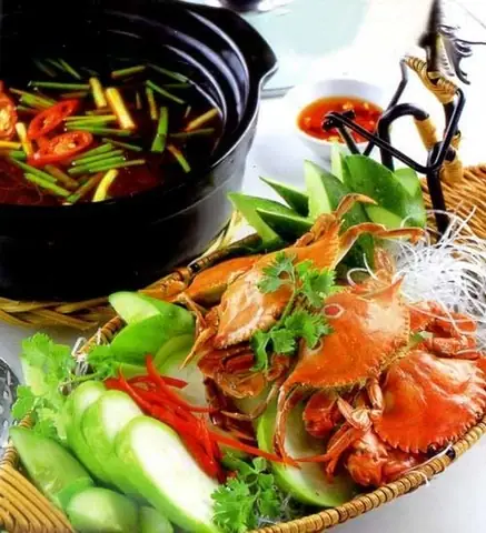 Hướng Dẫn Chi Tiết Cách Nấu Lẩu Bầu Cua Thanh Ngọt Chuẩn Vị