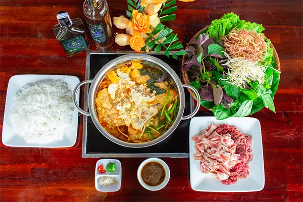 Cách Nấu Lẩu Bò Bắp: Công Thức Chi Tiết Thơm Ngon Khó Cưỡng Cách Nấu Lẩu Bò Bắp: Công Thức Chi Tiết Thơm Ngon Khó Cưỡng