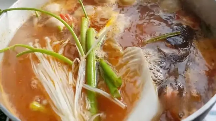 Cách Nấu Lẩu Cá Basa Chua Cay Đậm Đà Chuẩn Vị Gia Đình