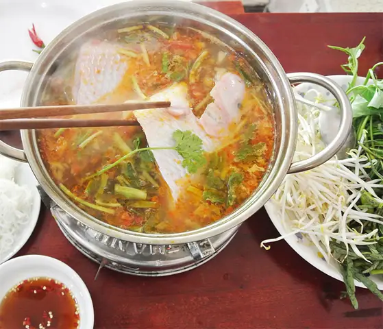 Hướng dẫn chi tiết cách nấu lẩu cá biển chuẩn vị, ngon khó cưỡng