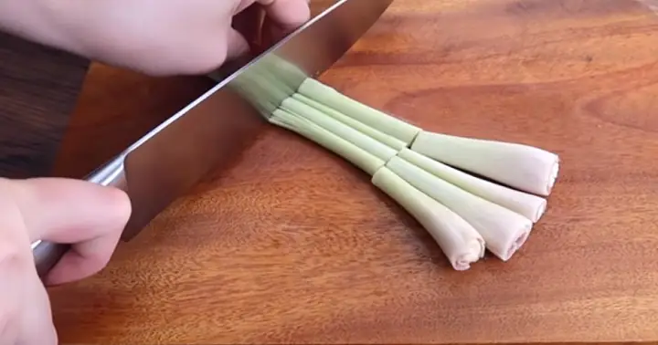 Hướng dẫn cách nấu lẩu cá diêu hồng ngon nhất tại nhà