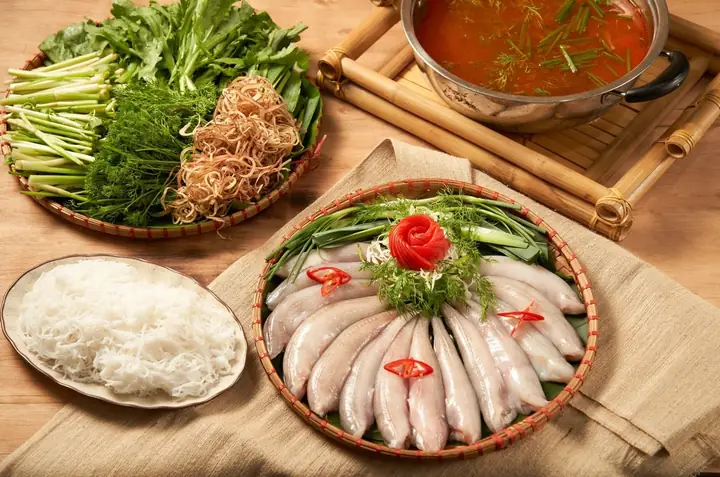 Hướng Dẫn Chi Tiết Cách Nấu Lẩu Cá Khoai Quảng Bình Chuẩn Vị