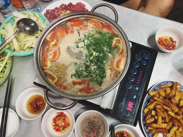 Hướng Dẫn Chi Tiết Cách Nấu Lẩu Cá Khoai Quảng Bình Chuẩn Vị