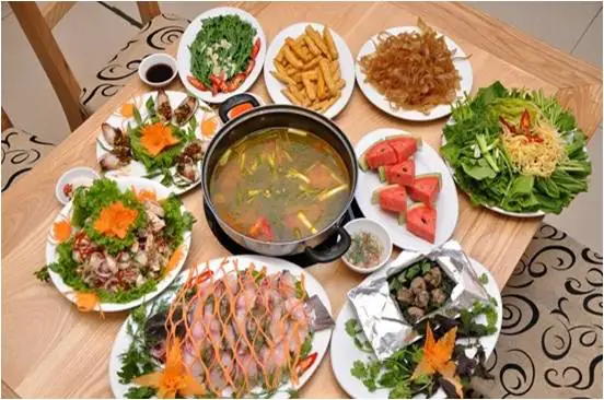 cách nấu lẩu cá trắm