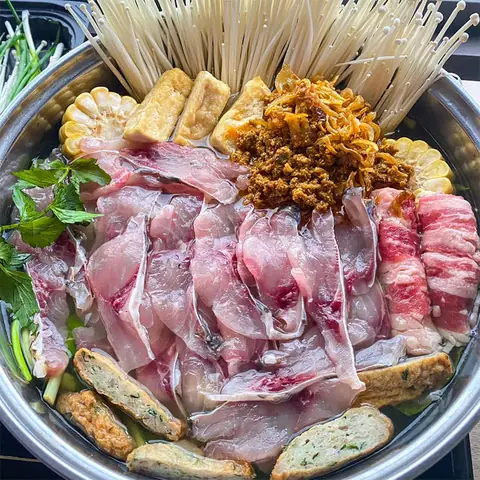 Cách Nấu Lẩu Cá Trắm Giòn Ngon Chuẩn Vị Tại Nhà Cách Nấu Lẩu Cá Trắm Giòn Ngon Chuẩn Vị Tại Nhà