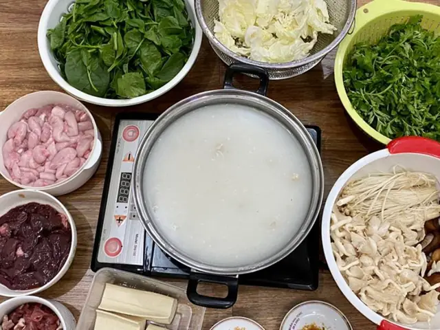 Nguyên liệu nấu lẩu cháo thập cẩm là gì?