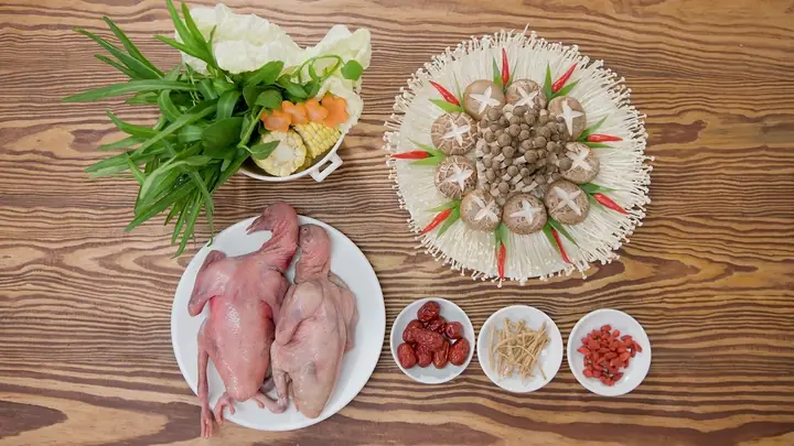 Hướng Dẫn Chi Tiết Cách Nấu Lẩu Chim Cút Ngon Tại Nhà