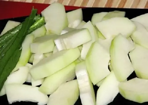 Cách Nấu Lẩu Chó Nước Dừa Thơm Ngon Chuẩn Vị Tại Nhà