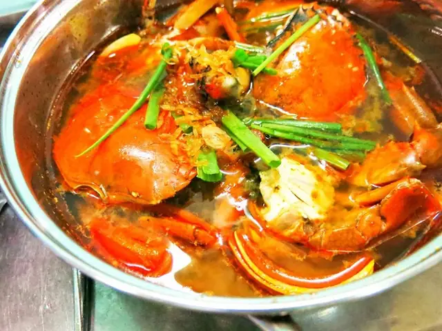 Hướng dẫn chi tiết cách nấu lẩu cua Sài Gòn chuẩn vị tại nhà