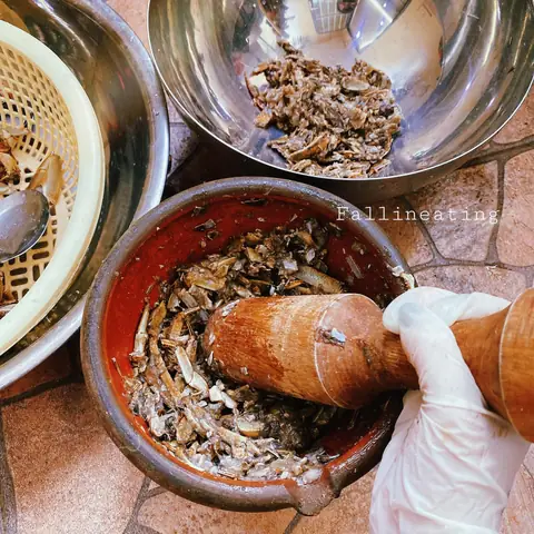 Cách Nấu Lẩu Cua Sông Ngon Ngọt Chuẩn Vị Tại Nhà