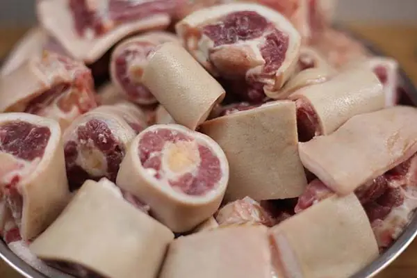 5. Những lưu ý khi nấu lẩu đuôi bò chua cay