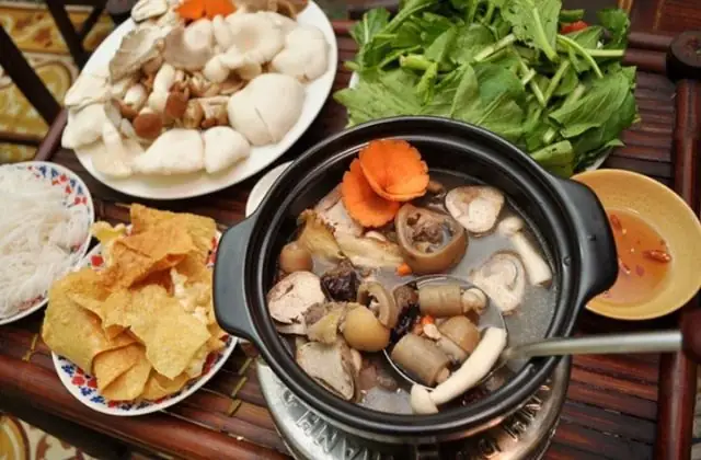 Hướng Dẫn Chi Tiết Cách Nấu Lẩu Đuôi Bò Hà Nội Thơm Ngon