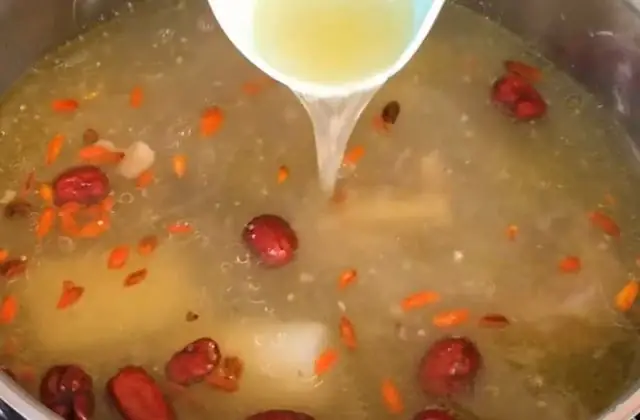 Hướng Dẫn Chi Tiết Cách Nấu Lẩu Đuôi Bò Hà Nội Thơm Ngon