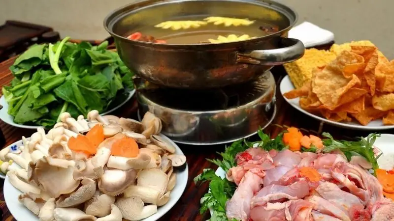 cách nấu lẩu gà chua cay