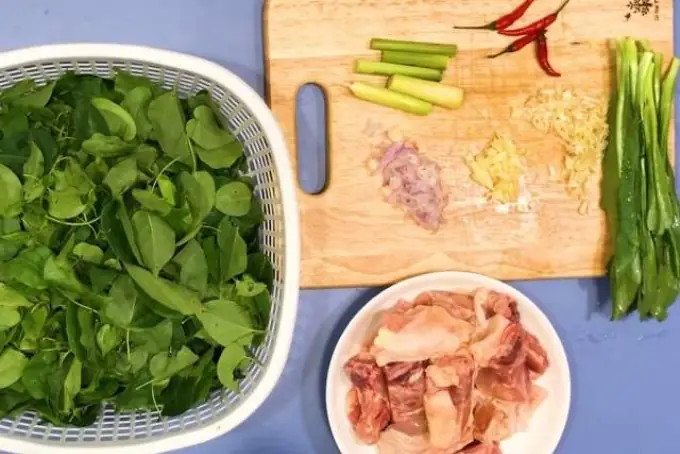 cách nấu lẩu gà lá giang