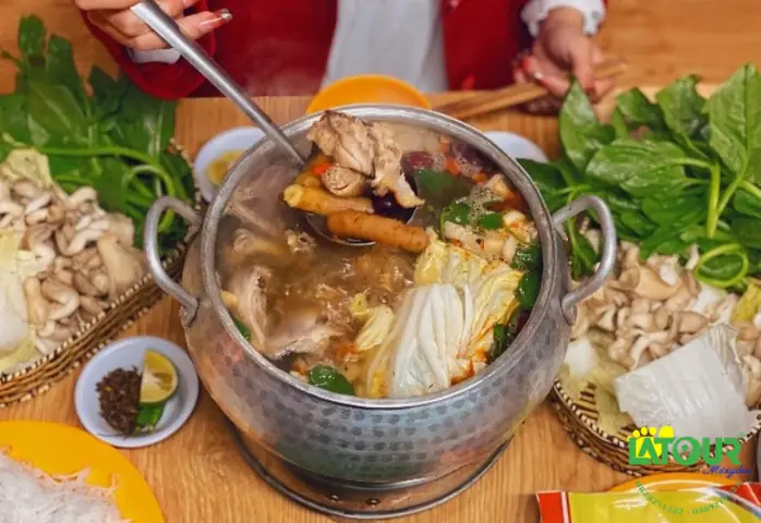 Cách Nấu Lẩu Gà Lá Sâm Dây Thơm Ngon, Bổ Dưỡng Ngay Tại Nhà Cách Nấu Lẩu Gà Lá Sâm Dây Thơm Ngon, Bổ Dưỡng Ngay Tại Nhà