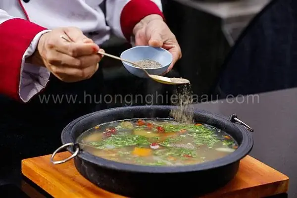 Cách Nấu Lẩu Gà Nấm Đông Cô Thơm Ngon Chuẩn Vị Tại Nhà