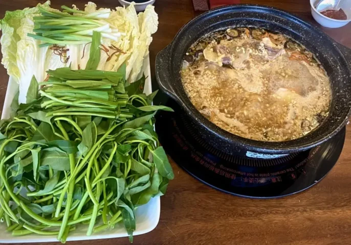 cách nấu lẩu gà ngon